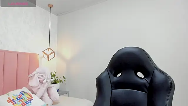 MAYROBERTSS online show from 01-20-25, 12:28