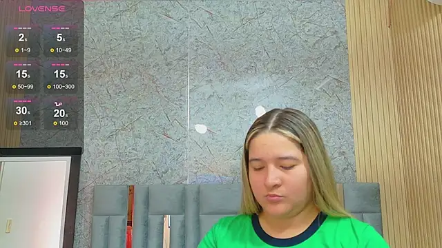 collegepawglovedaddy online show from 04-05-26, 07:53