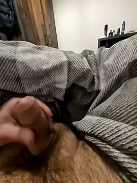 Snapshot of NiceBone000 chatting on 12-23-24, 01:18 NiceBone000 online show from 12-23-24, 01:18