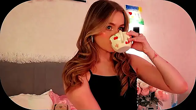 Snapshot of SIlviaBeyt chatting on 01-31-26, 09:02 SIlviaBeyt online show from 01-31-26, 09:02