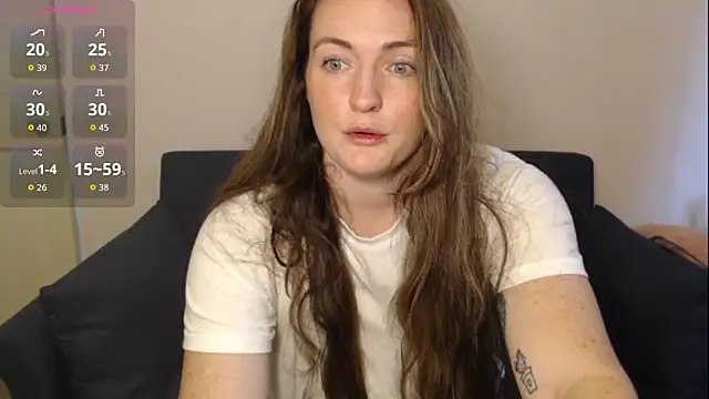 Snapshot of BustyBonnieUK chatting on 09-18-25, 11:13 BustyBonnieUK online show from 09-18-25, 11:13