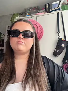 BellaBoux4 online show from 03-20-26, 04:41