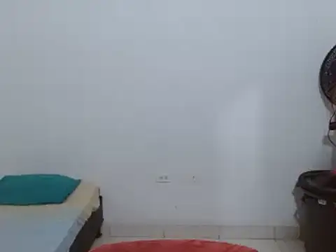 Snapshot of estefania224 chatting on 03-09-25, 01:46 estefania224 online show from 03-09-25, 01:46