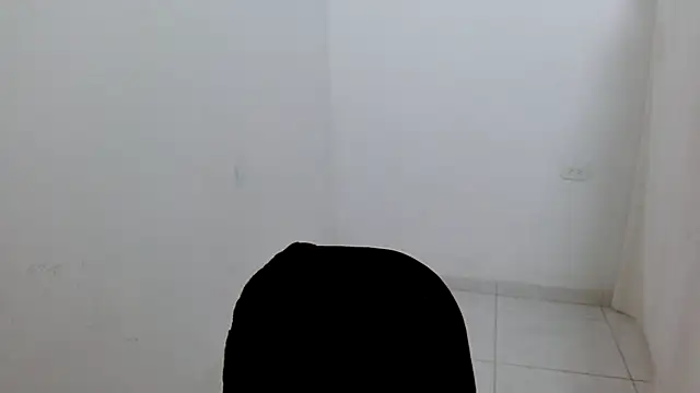Snapshot of estefania224 chatting on 07-19-26, 12:52 estefania224 online show from 07-19-26, 12:52