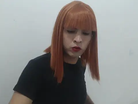 estefania224 online show from 04-14-26, 11:48