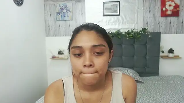 Snapshot of andrew_kamy chatting on 01-14-25, 06:49 andrew kamy online show from 01-14-25, 06:49