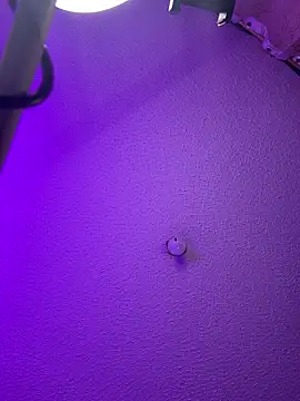 aurora divine online show from 04-05-26, 02:57