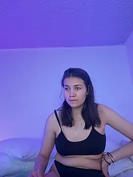 aurora divine online show from 07-03-26, 08:37