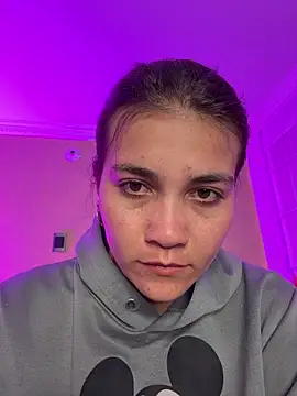 Snapshot of aurora_divine chatting on 02-13-26, 10:43 aurora divine online show from 02-13-26, 10:43