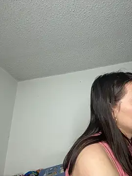 aurora divine online show from 03-12-26, 11:09