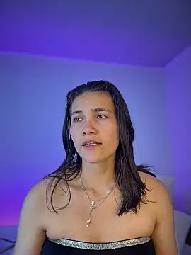 Snapshot of aurora_divine chatting on 05-26-26, 09:02 aurora divine online show from 05-26-26, 09:02