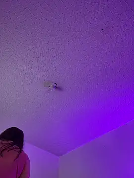 aurora divine online show from 03-24-26, 07:03