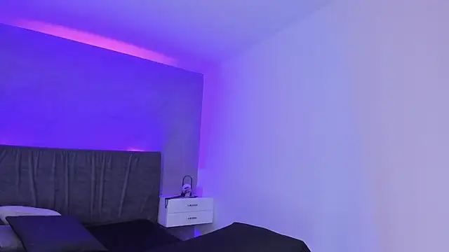 Snapshot of maddy_walker chatting on 10-09-25, 08:31 maddy walker online show from 10-09-25, 08:31