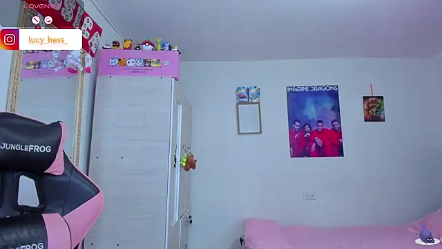 Lucyy-hess online show from 04-16-26, 09:39