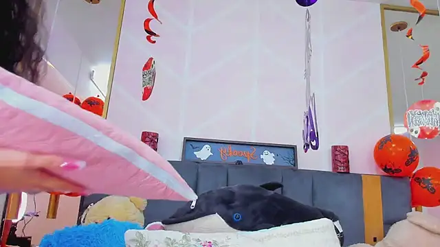 MadyJackson online show from 10-24-25, 11:53