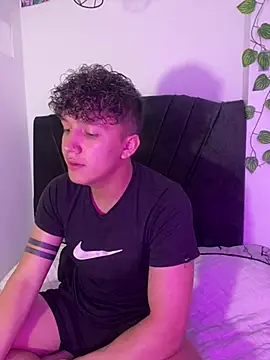 merlyn 00 online show from 01-11-25, 06:12