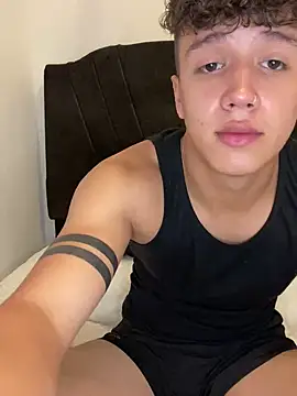 merlyn 00 online show from 12-16-24, 04:38