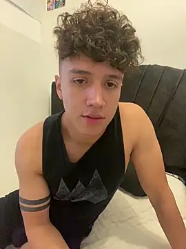 merlyn 00 online show from 12-27-24, 05:37