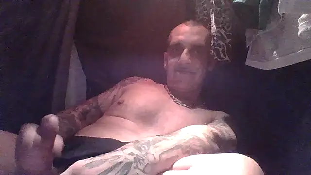 CandiedPompano online show from 10-08-25, 05:53