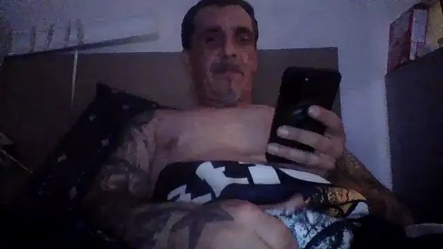 Snapshot of CandiedPompano chatting on 06-12-26, 04:21 CandiedPompano online show from 06-12-26, 04:21