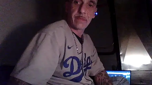 CandiedPompano online show from 10-22-25, 08:41