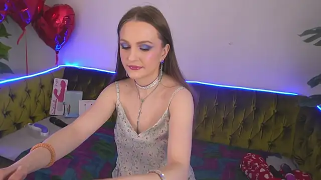 Snapshot of VeronikaVel chatting on 02-23-25, 10:31 VeronikaVel online show from 02-23-25, 10:31
