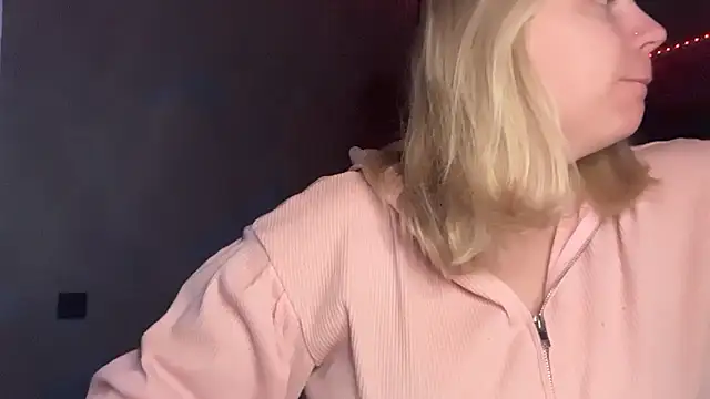 Thalia  Star online show from 11-04-25, 05:33