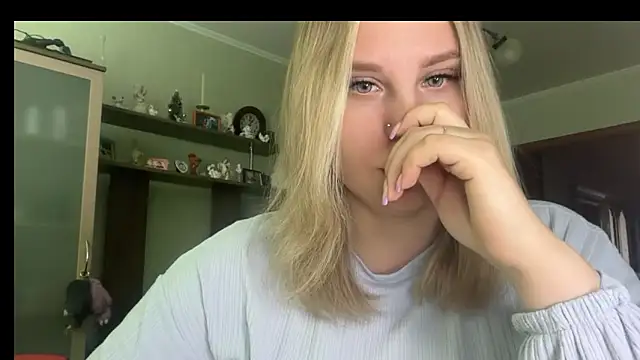 Thalia  Star online show from 04-04-26, 10:00