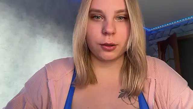 Thalia  Star online show from 12-23-25, 10:14