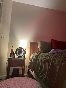 choclatepeaach online show from 12-13-25, 11:44