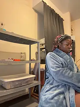 choclatepeaach online show from 04-05-26, 12:34