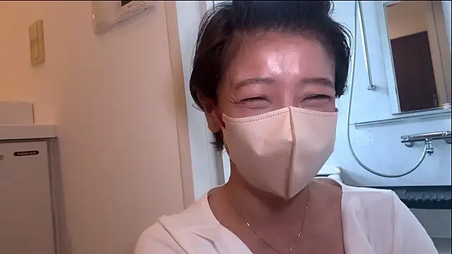 Risa 06 online show from 10-12-25, 06:04