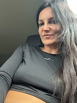 -OLYA- online show from 11-11-25, 01:06