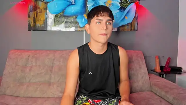 Snapshot of Lyam_ap chatting on 11-18-25, 09:29 Lyam ap online show from 11-18-25, 09:29