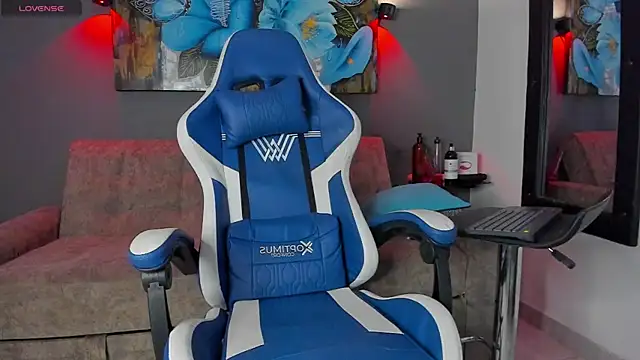 Snapshot of Lyam_ap chatting on 02-08-26, 11:35 Lyam ap online show from 02-08-26, 11:35