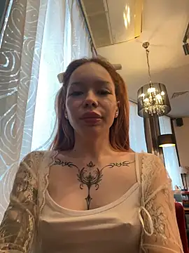 Snapshot of babydolll chatting on 03-11-25, 12:39 babydolll online show from 03-11-25, 12:39