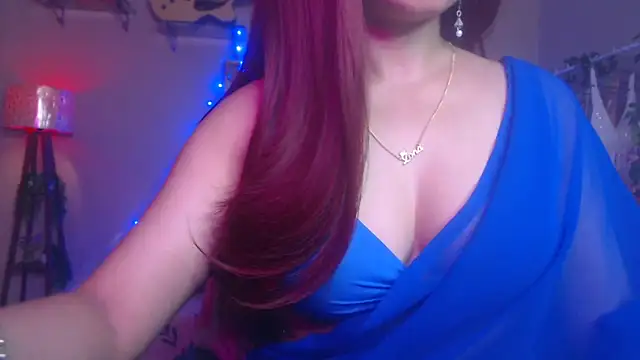 Snapshot of Zonayesha chatting on 05-13-26, 07:37 Zonayesha online show from 05-13-26, 07:37