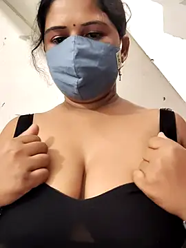 Snapshot of Dr_Chhaya chatting on 07-14-26, 06:07 Dr Chhaya online show from 07-14-26, 06:07