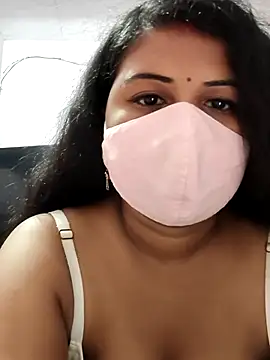 Snapshot of Dr_Chhaya chatting on 07-23-26, 04:10 Dr Chhaya online show from 07-23-26, 04:10
