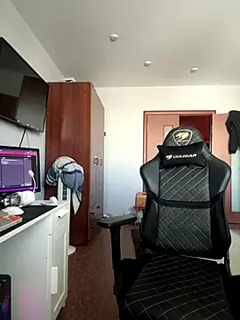 Snapshot of big_boy163 chatting on 10-20-25, 04:03 big boy163 online show from 10-20-25, 04:03