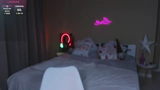 Monica Smash online show from 01-10-25, 04:01