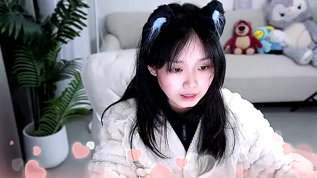Snapshot of Sheep-1 chatting on 03-16-25, 10:44 Sheep-1 online show from 03-16-25, 10:44