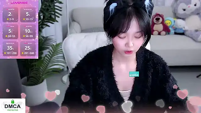 Snapshot of Sheep-1 chatting on 03-22-25, 11:11 Sheep-1 online show from 03-22-25, 11:11