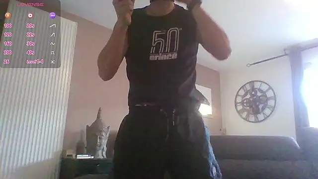 Snapshot of ApollonFit_x69 chatting on 10-08-25, 04:29 ApollonFit x69 online show from 10-08-25, 04:29