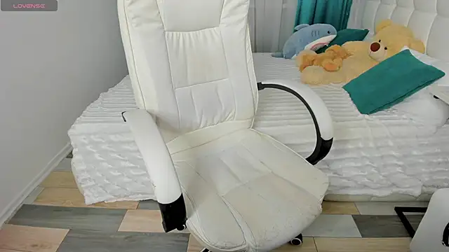 CooperAllana online show from 11-10-25, 07:46