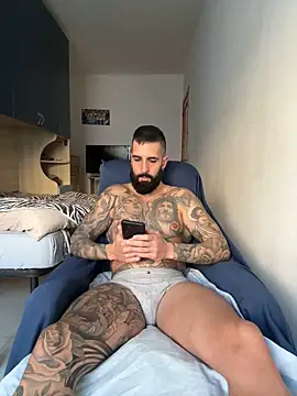 Gioeltoro89 online show from 10-19-25, 03:26