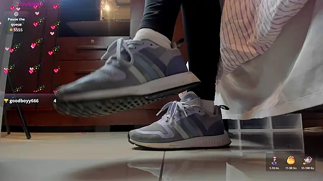 sherilkwang19tv online show from 10-22-25, 11:36