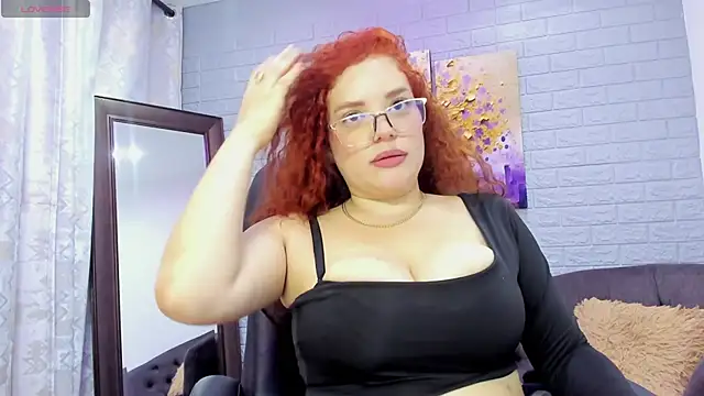 Snapshot of ebbafernandez_ chatting on 10-20-25, 12:06 ebbafernandez online show from 10-20-25, 12:06
