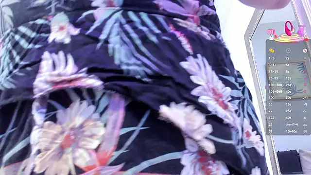 Snapshot of ebbafernandez_ chatting on 02-21-26, 12:07 ebbafernandez online show from 02-21-26, 12:07