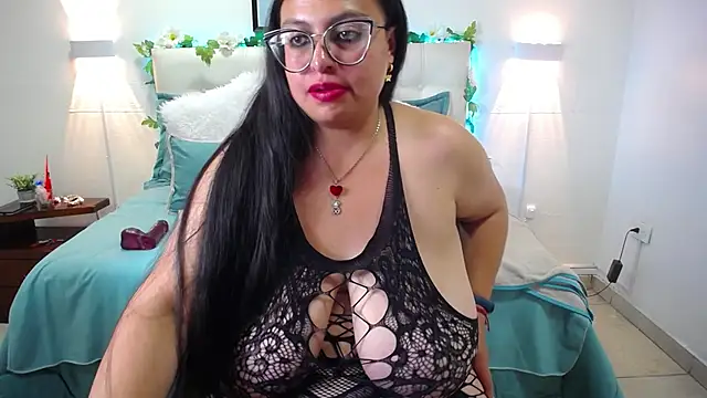 Dominique Montenegro online show from 02-26-25, 10:04